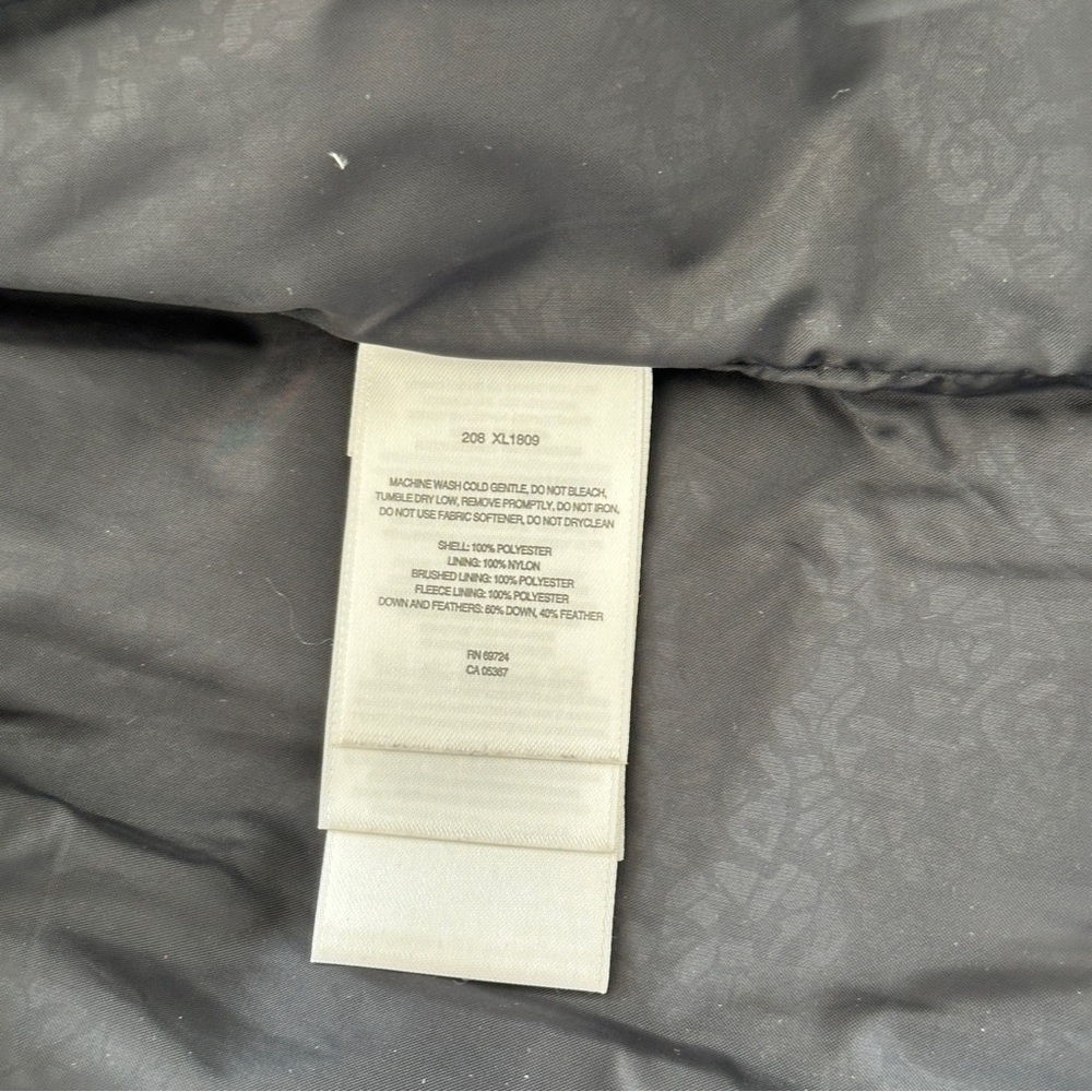 Columbia Sportswear Vest with faux fur neckline - Picture 6 of 8